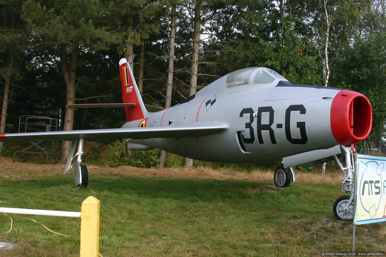 d_sribnyi_f-4f_01.jpg