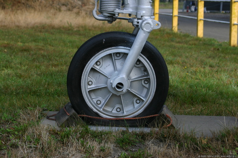 d_sribnyi_f-4f_07.jpg