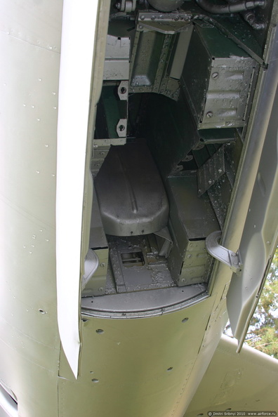 d_sribnyi_f-4f_12.jpg
