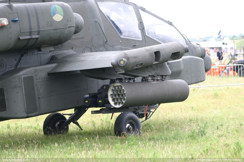 ds_apache_ah-64d_14.jpg