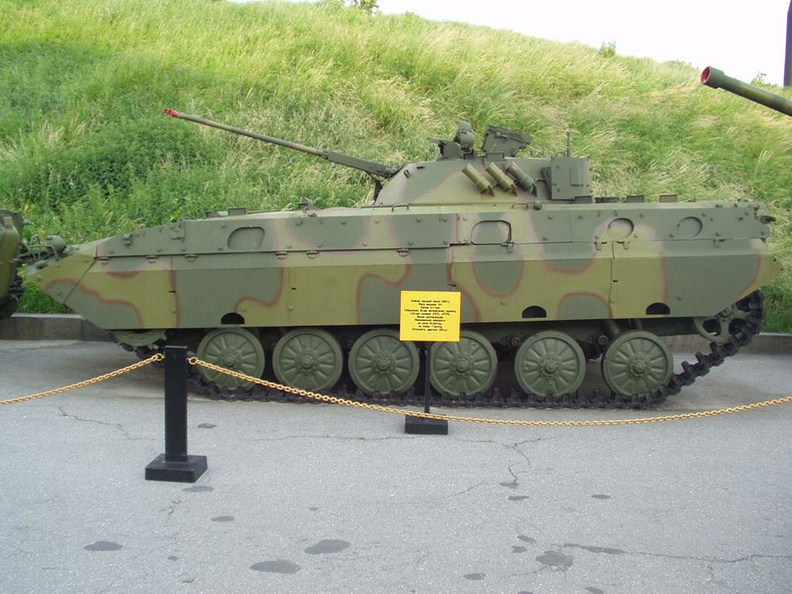 an_bmp-2p_01.jpg