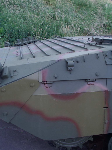 an_bmp-2p_15.jpg